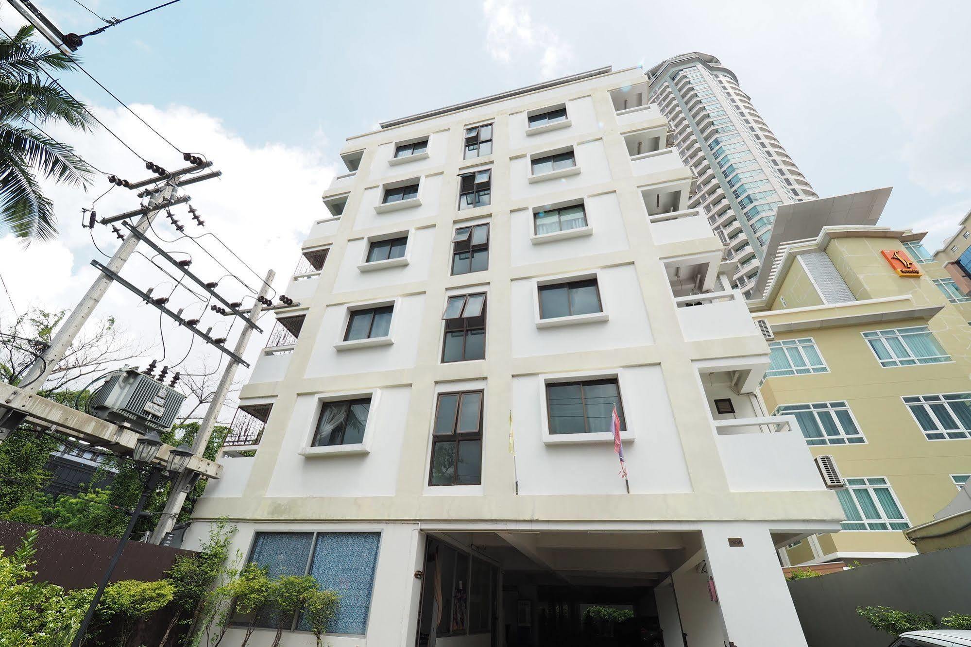 Living Naraa Place Bangkok Exterior photo
